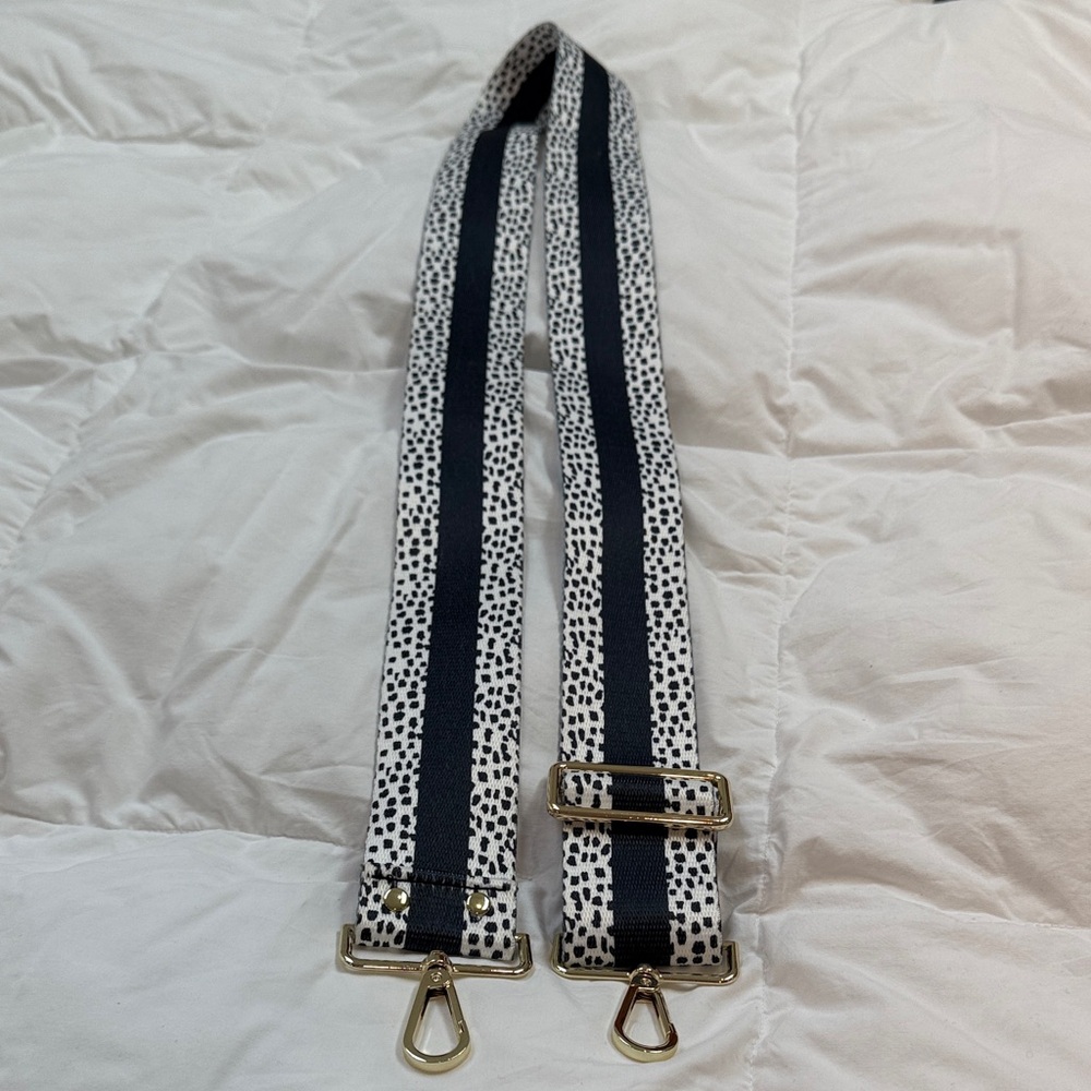 Crossbody bag strap.